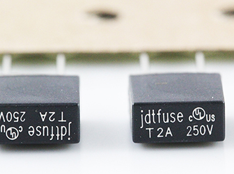 圓形慢斷保險(xiǎn)絲